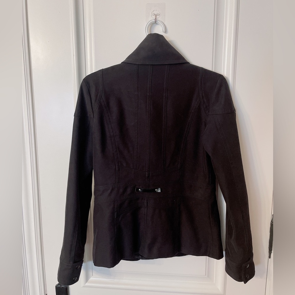 Coat - Picture 4 of 5